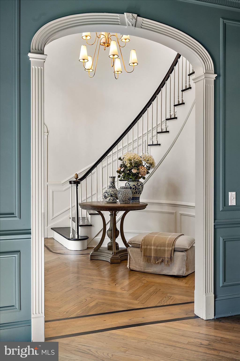 TONY TANK - Residential