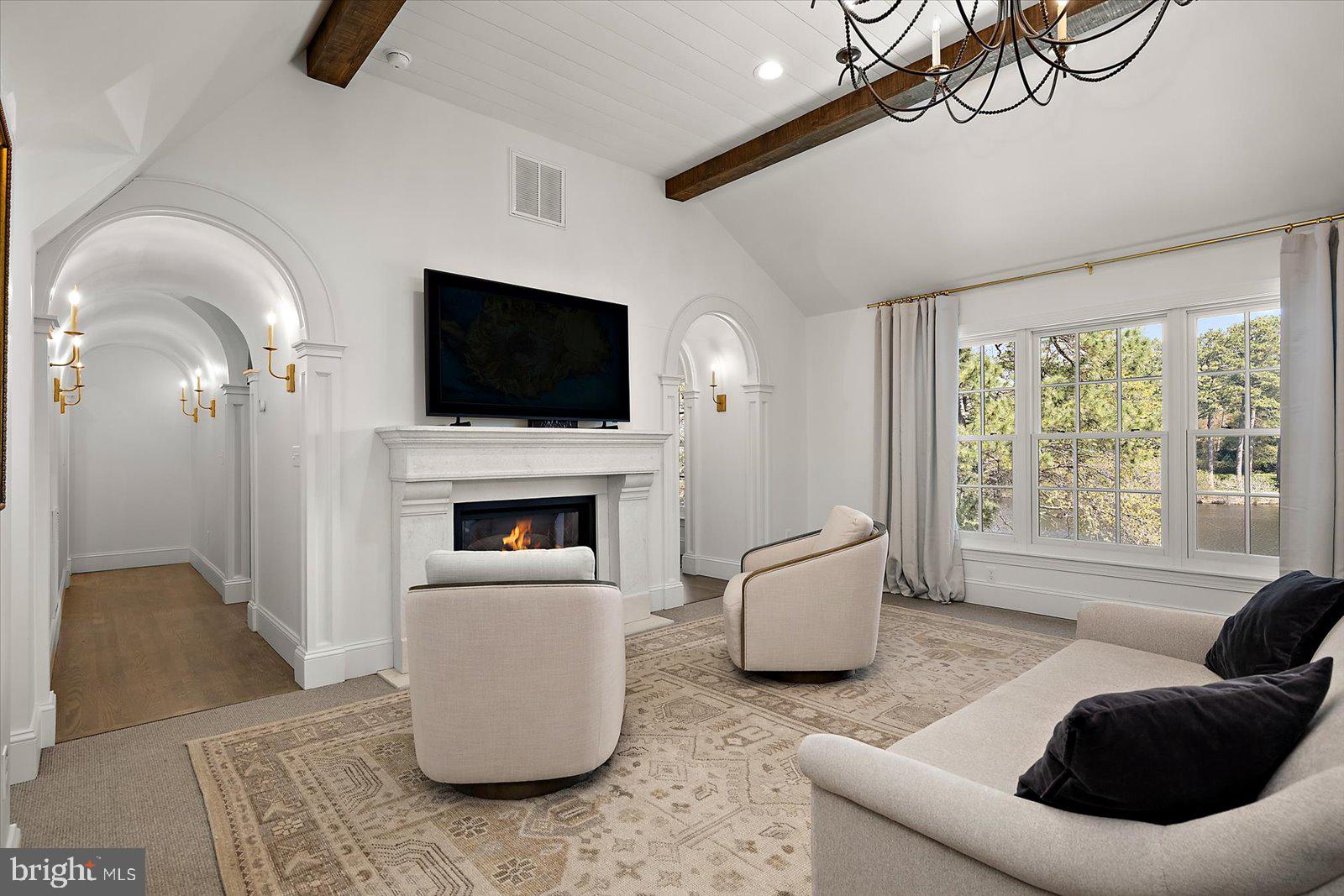 TONY TANK - Residential