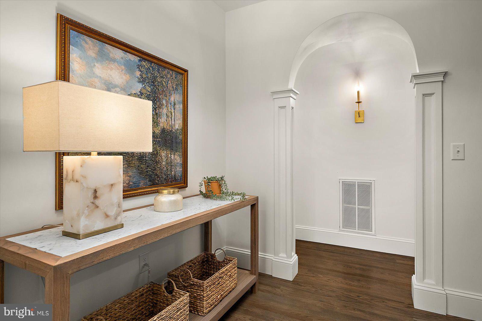 TONY TANK - Residential