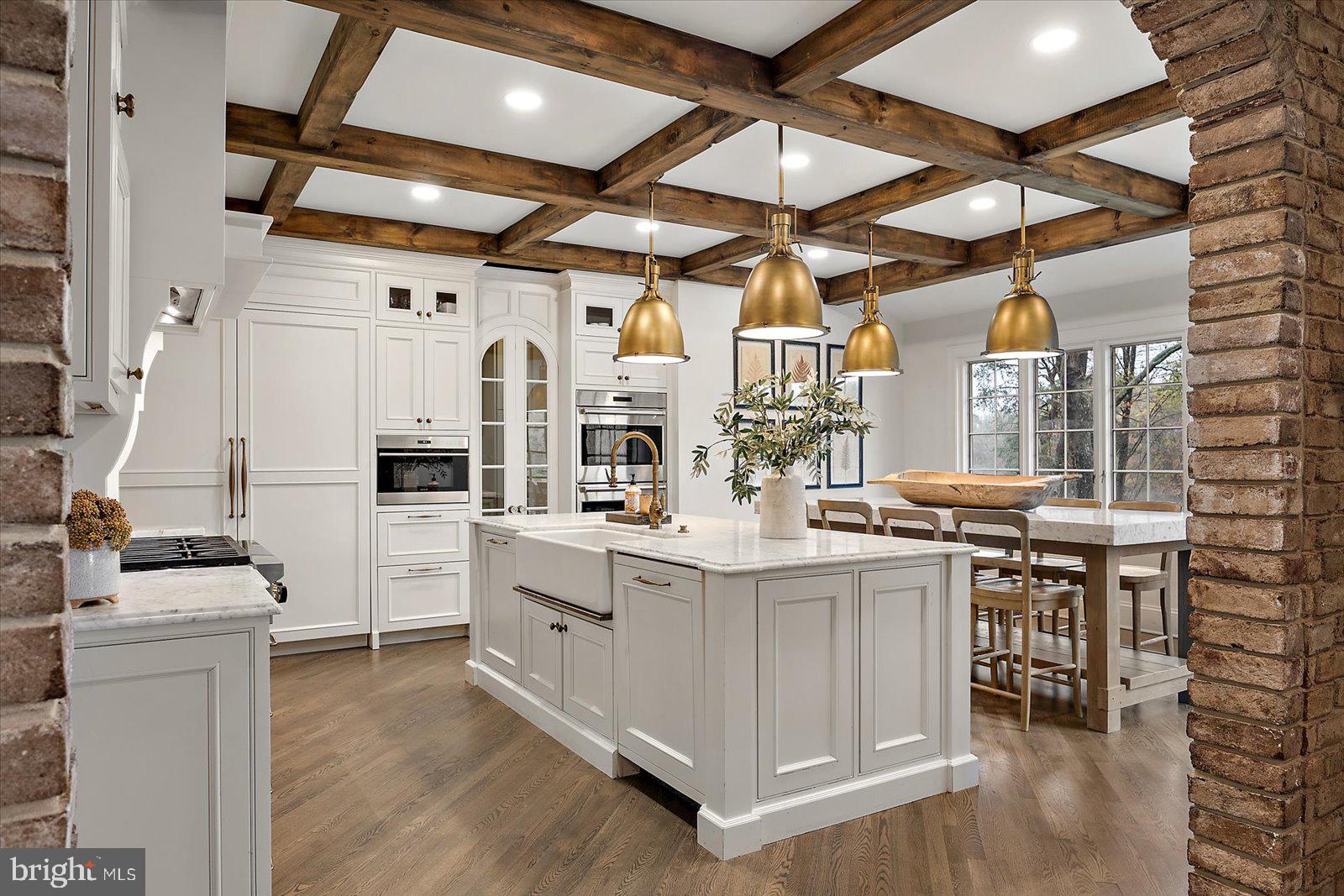 TONY TANK - Residential