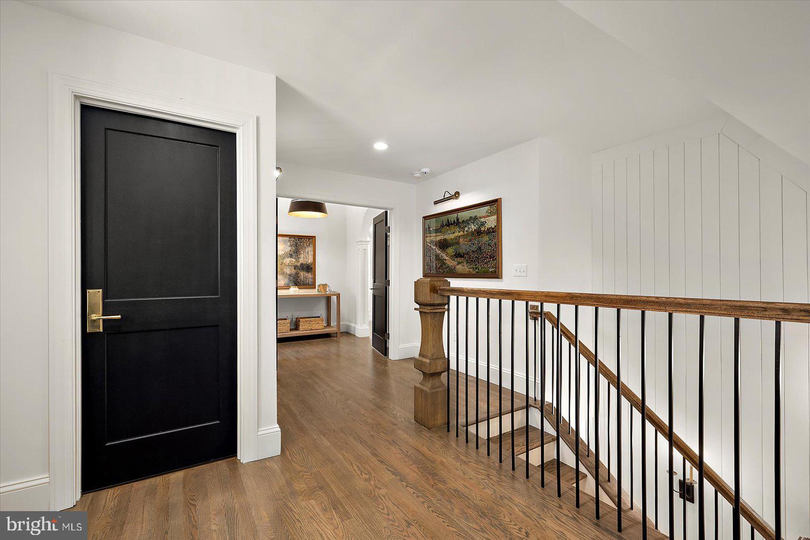 TONY TANK - Residential