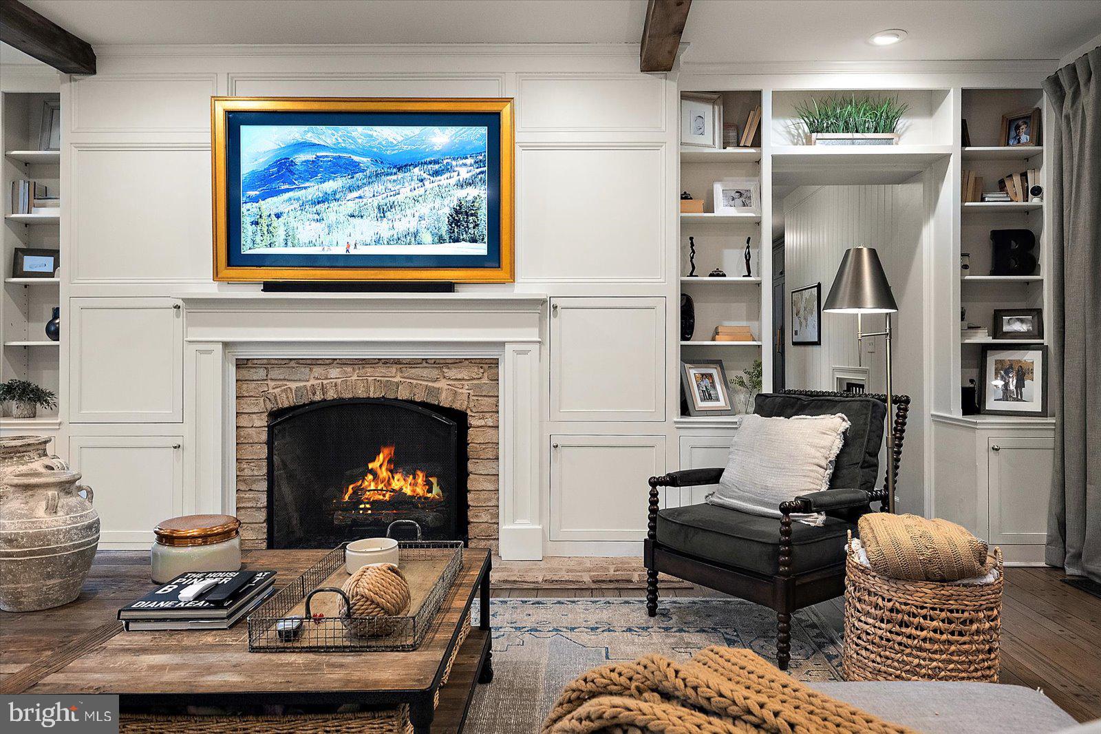 TONY TANK - Residential