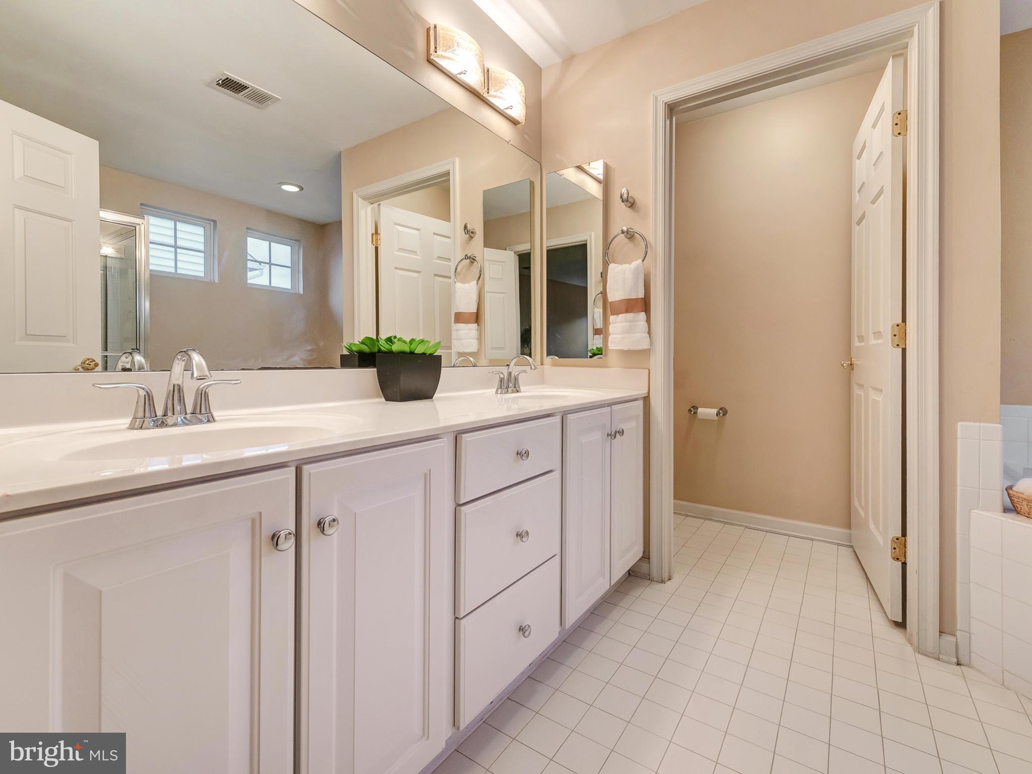 VILLAGES OF URBANA - Residential