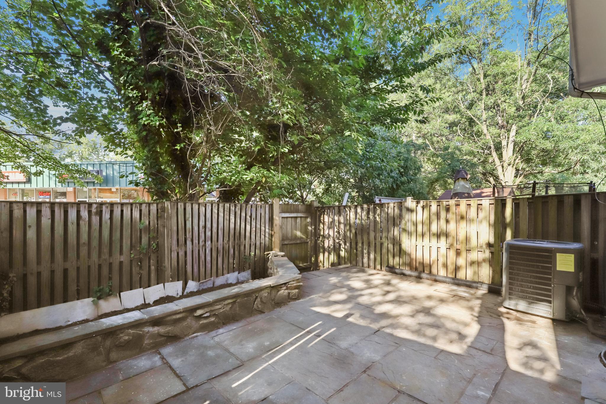 SUGARLAND RUN - Residential