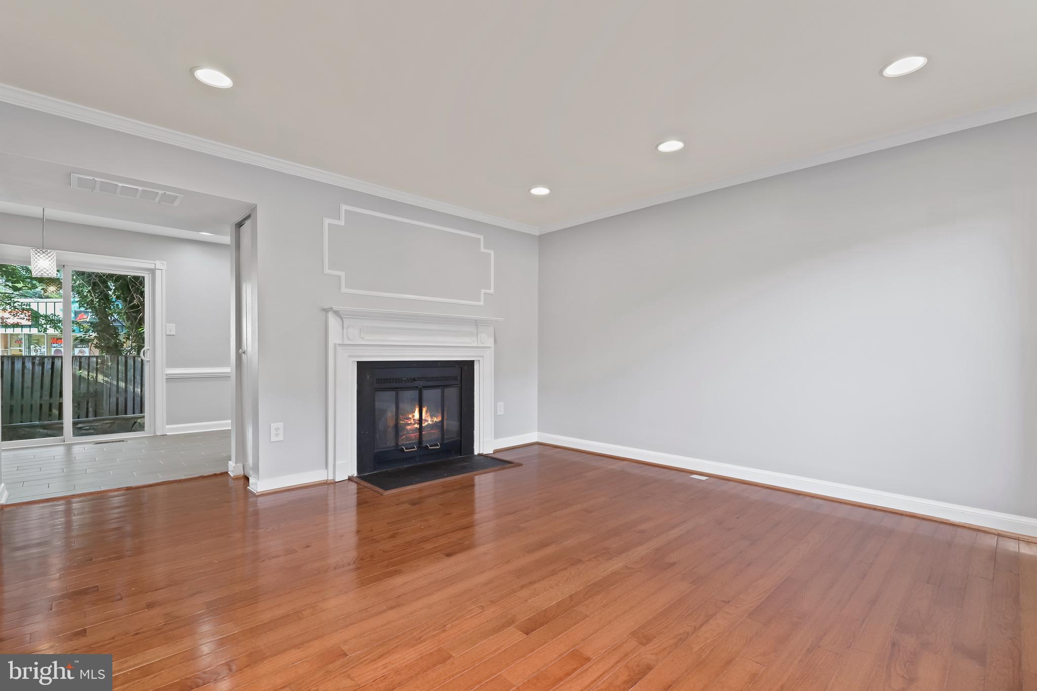 SUGARLAND RUN - Residential