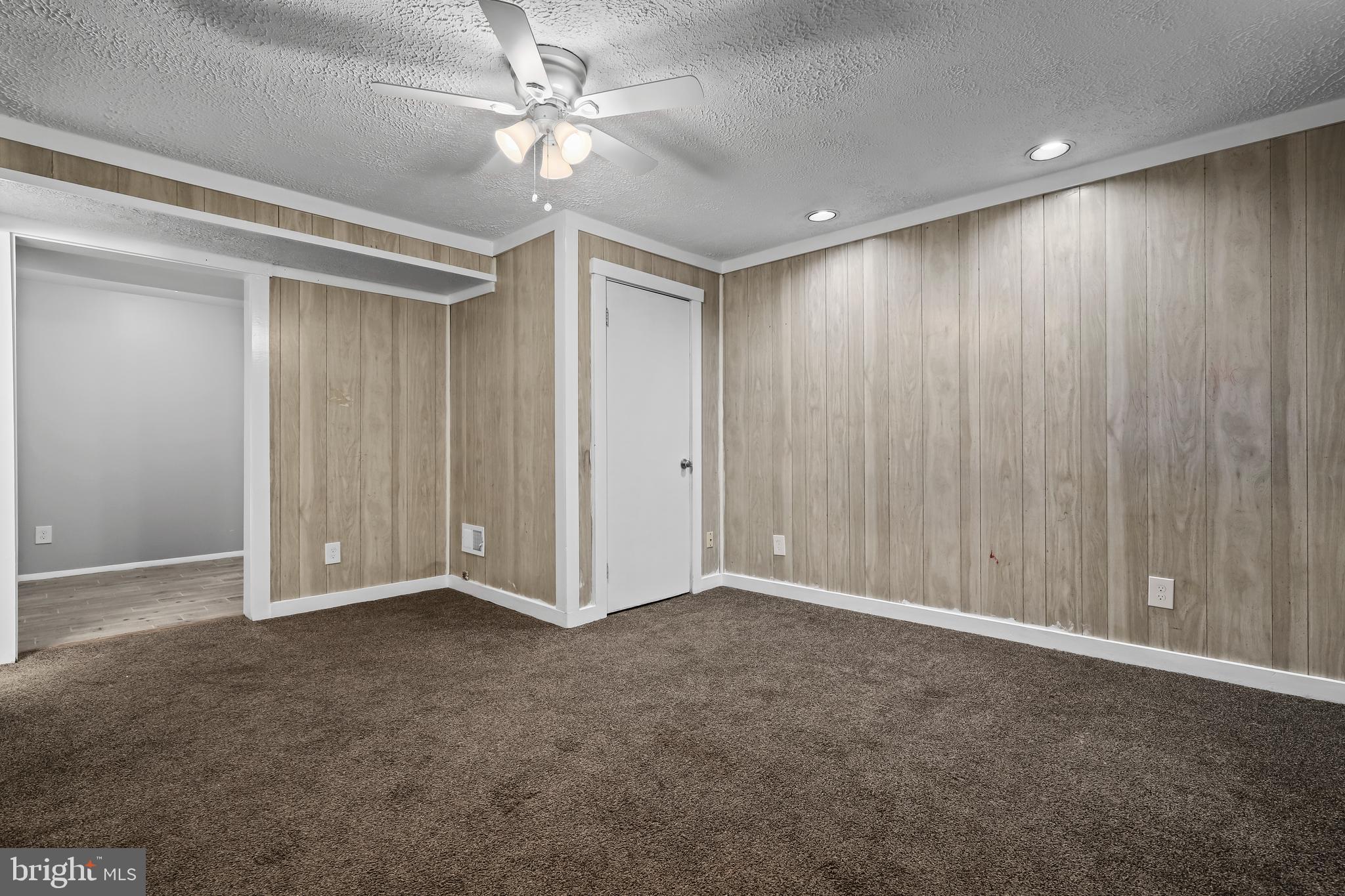 SUGARLAND RUN - Residential