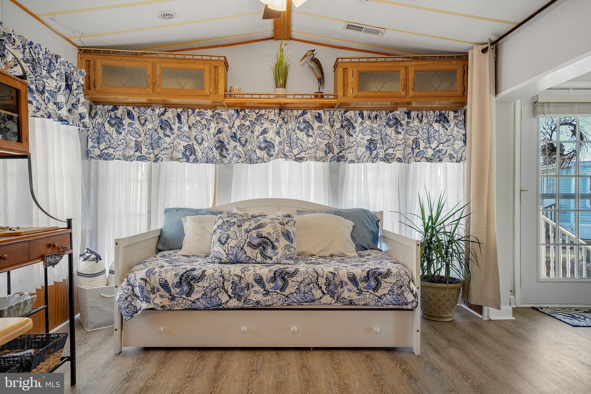 CHINCOTEAGUE - Residential