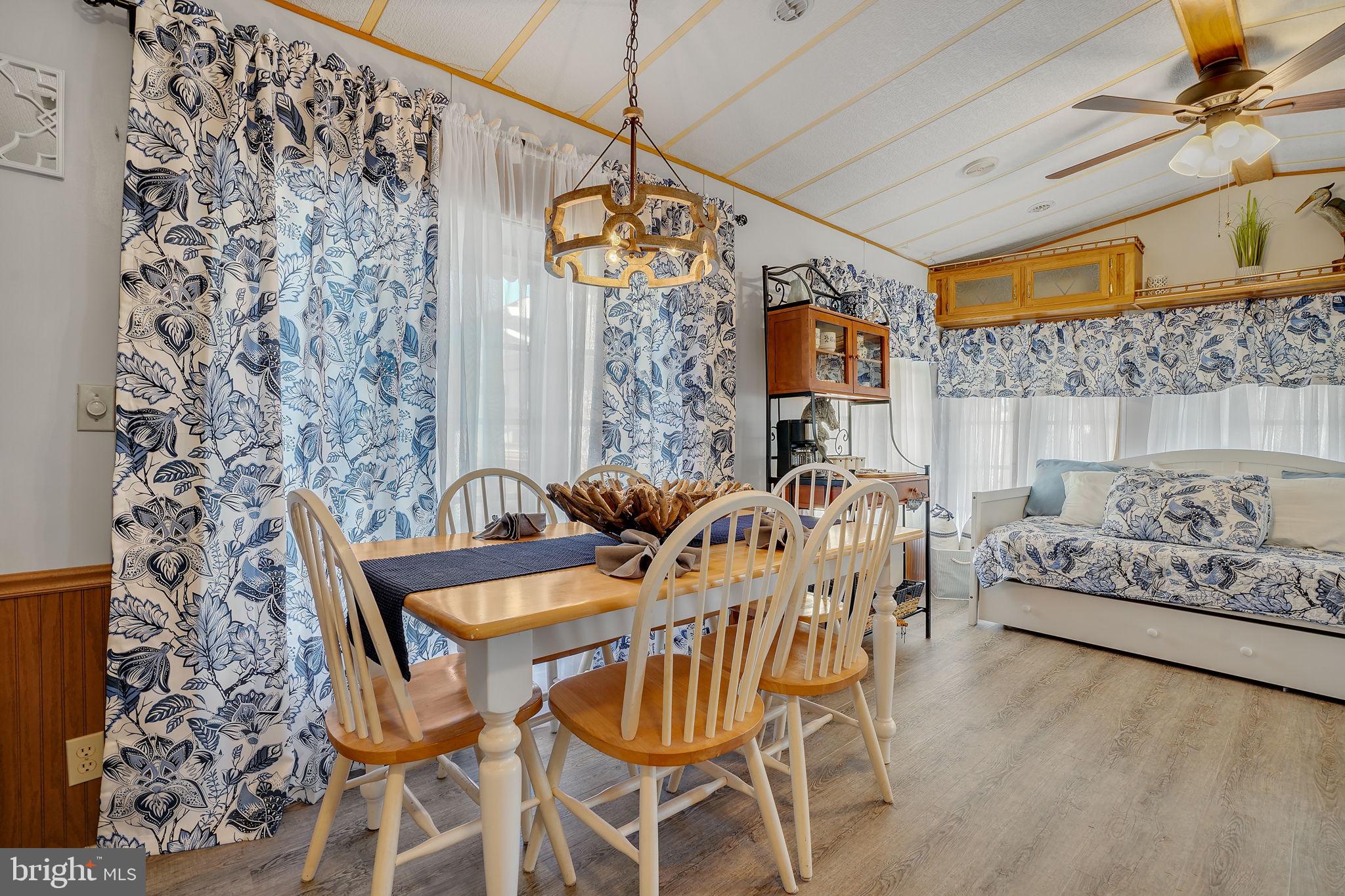 CHINCOTEAGUE - Residential