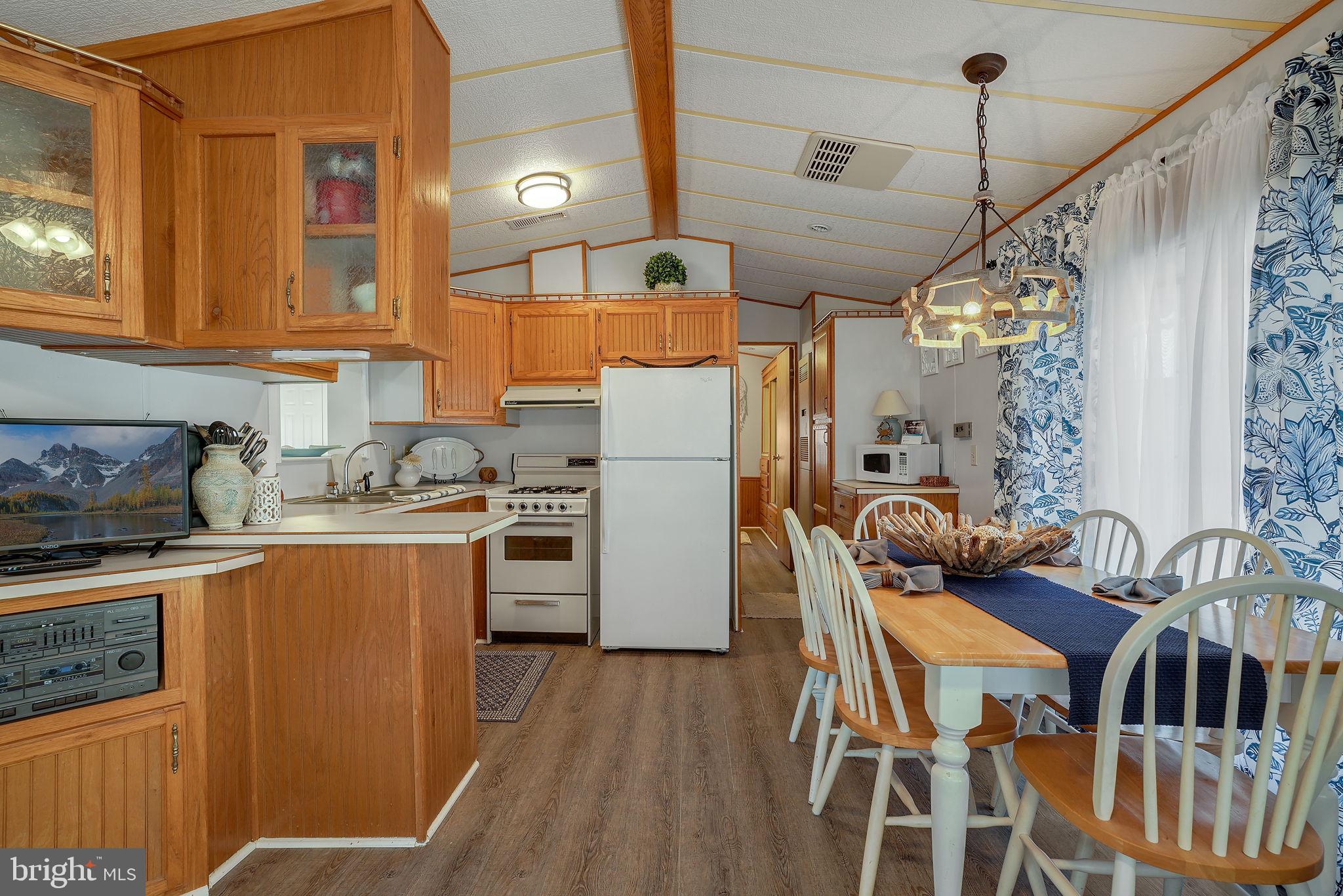 CHINCOTEAGUE - Residential