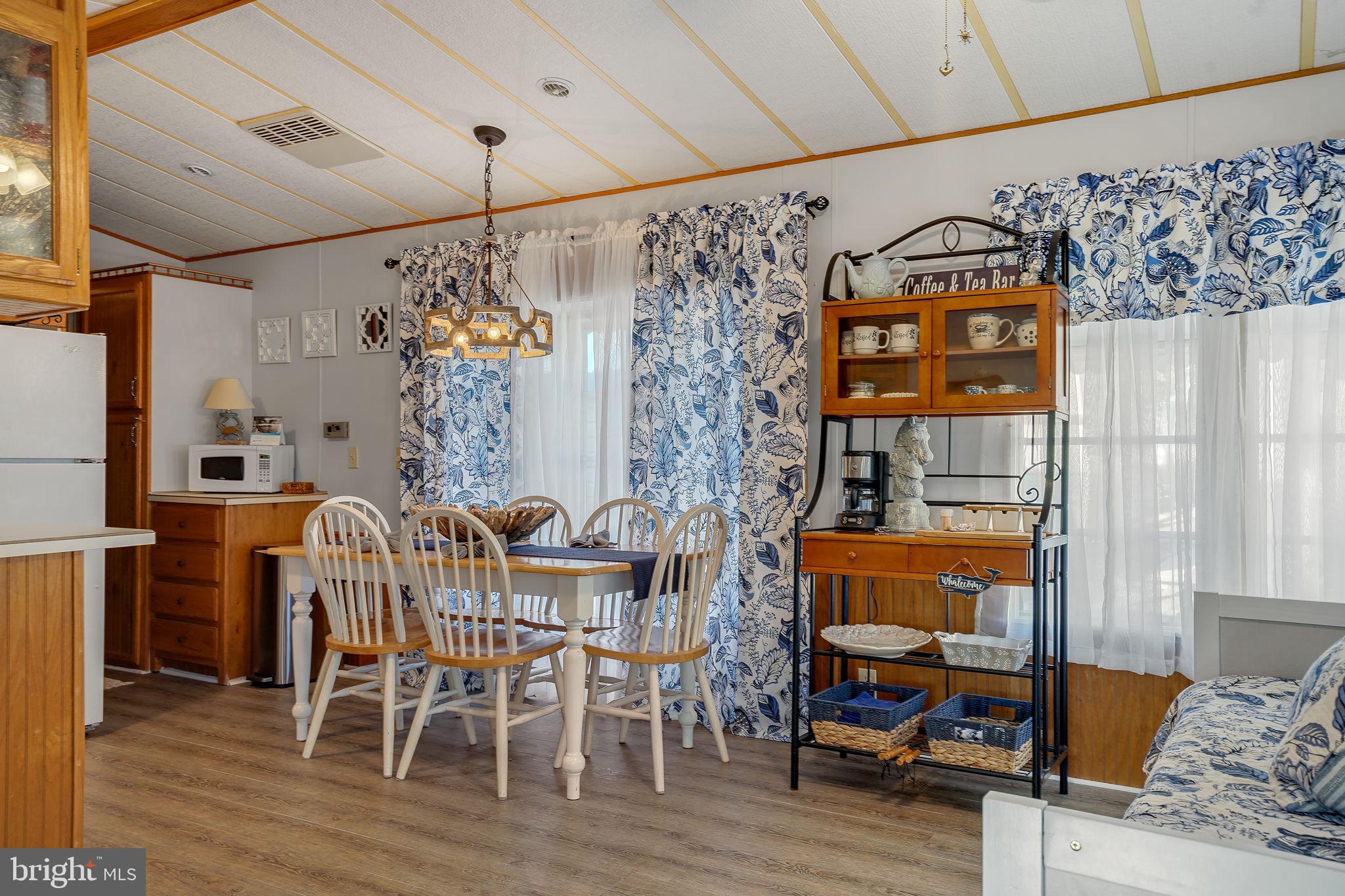 CHINCOTEAGUE - Residential