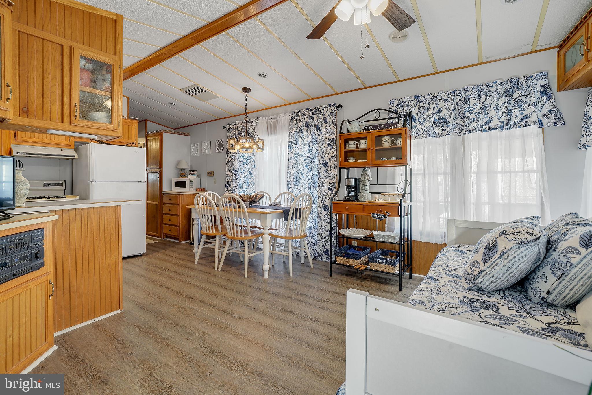 CHINCOTEAGUE - Residential