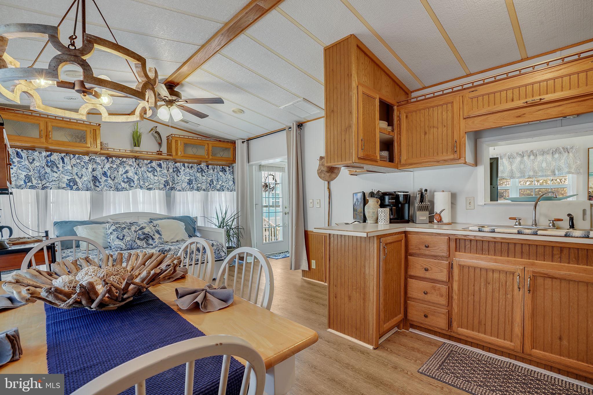 CHINCOTEAGUE - Residential