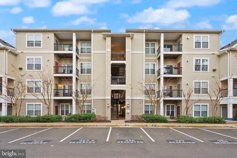 13363 Connor Drive Unit I, Centreville, VA MLS: VAFX2280438