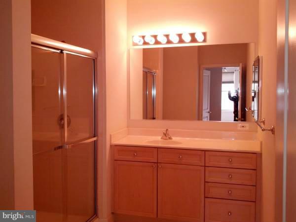 HARBOR POINT WEST - Residential Lease