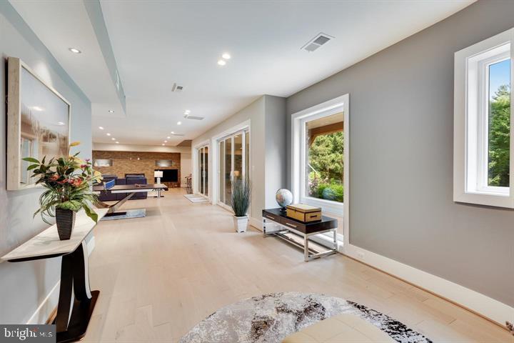 BEAU RIDGE - Residential