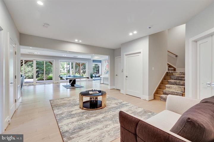 BEAU RIDGE - Residential