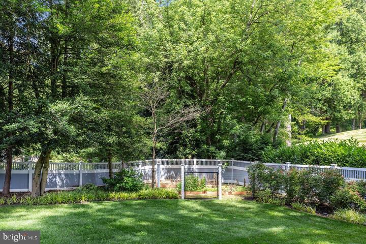 BEAU RIDGE - Residential