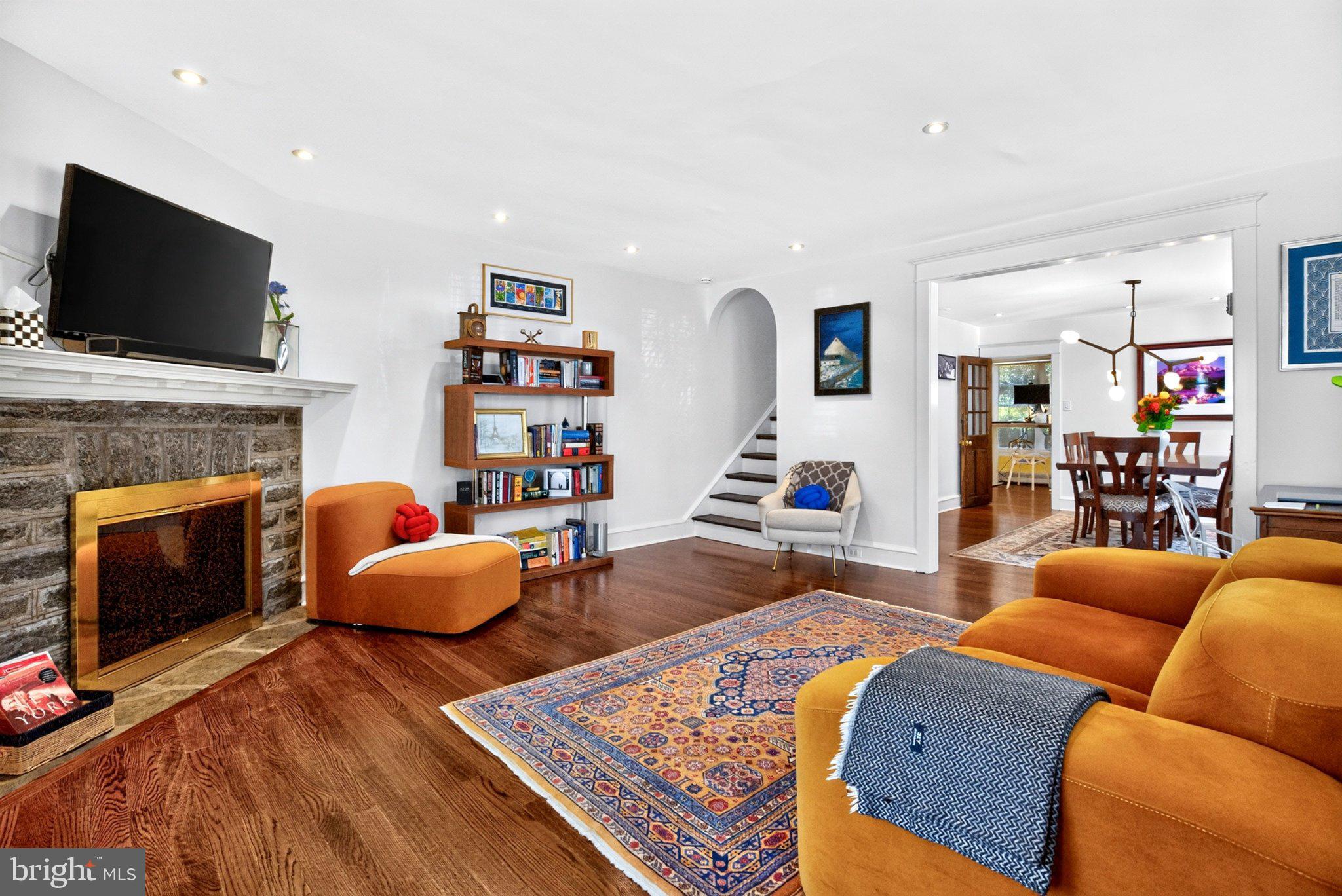 427 TREGARON ROAD