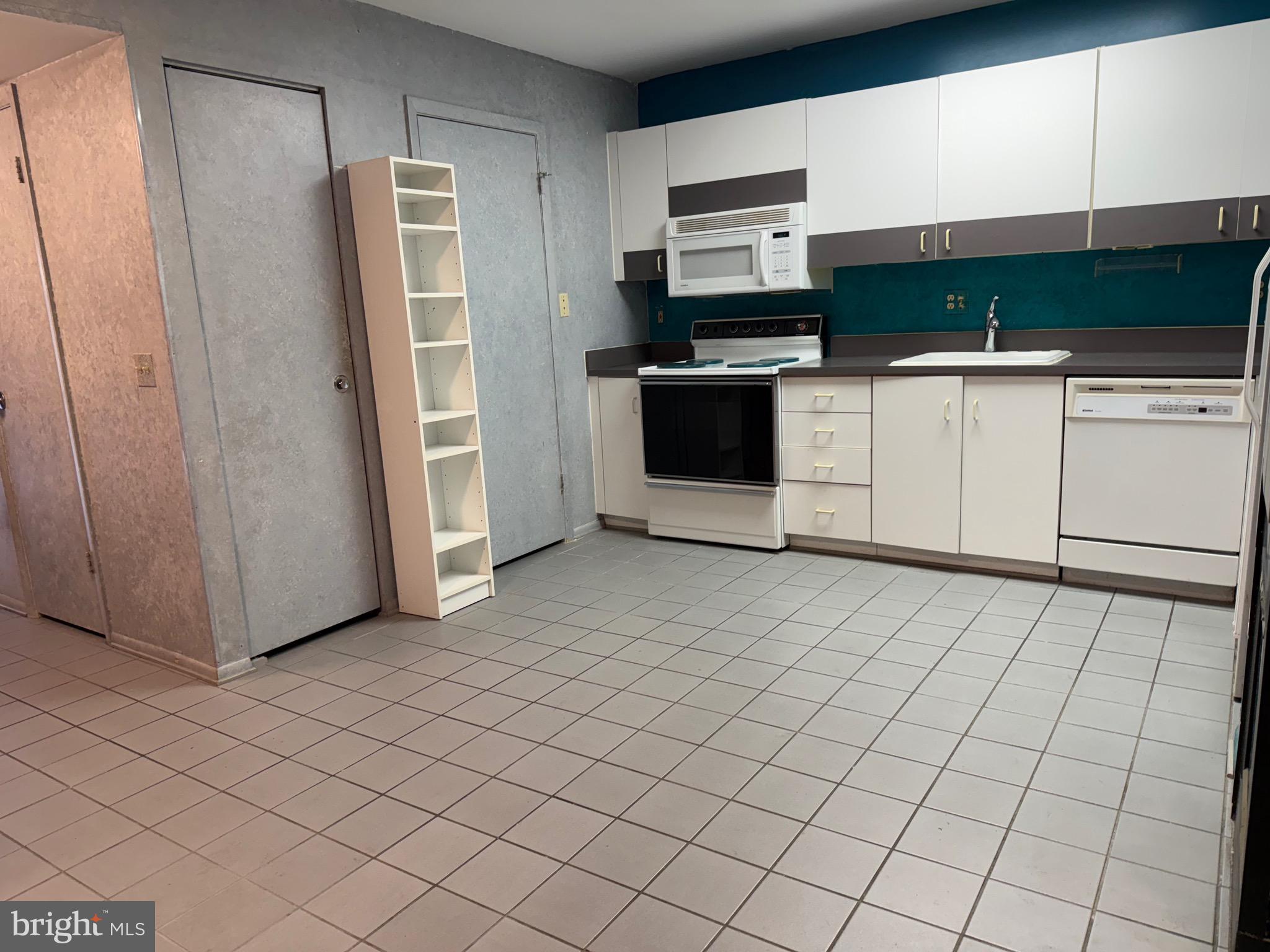 CLUB AT MCDONOGH - Residential