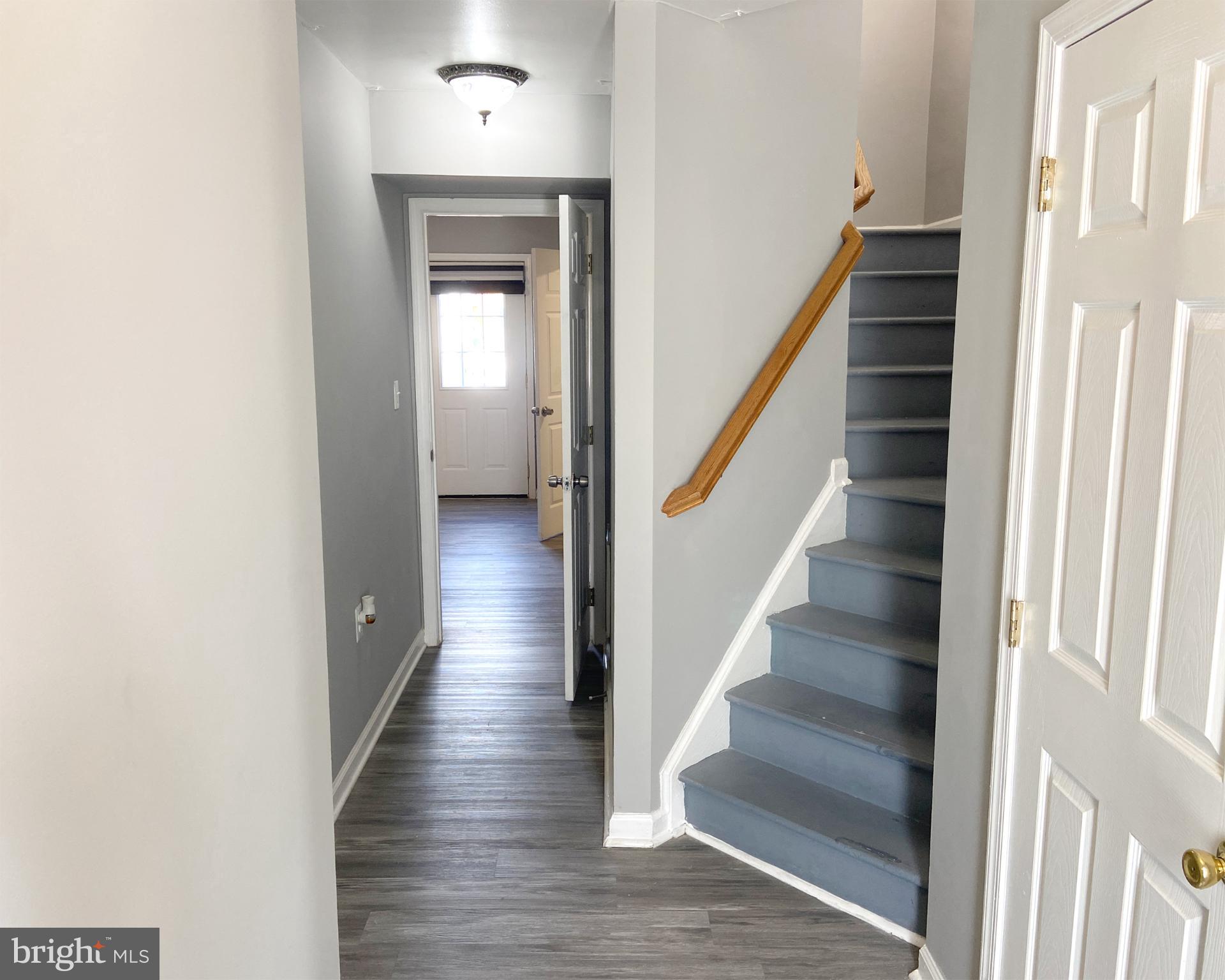 BRIAR RUN - Residential Lease