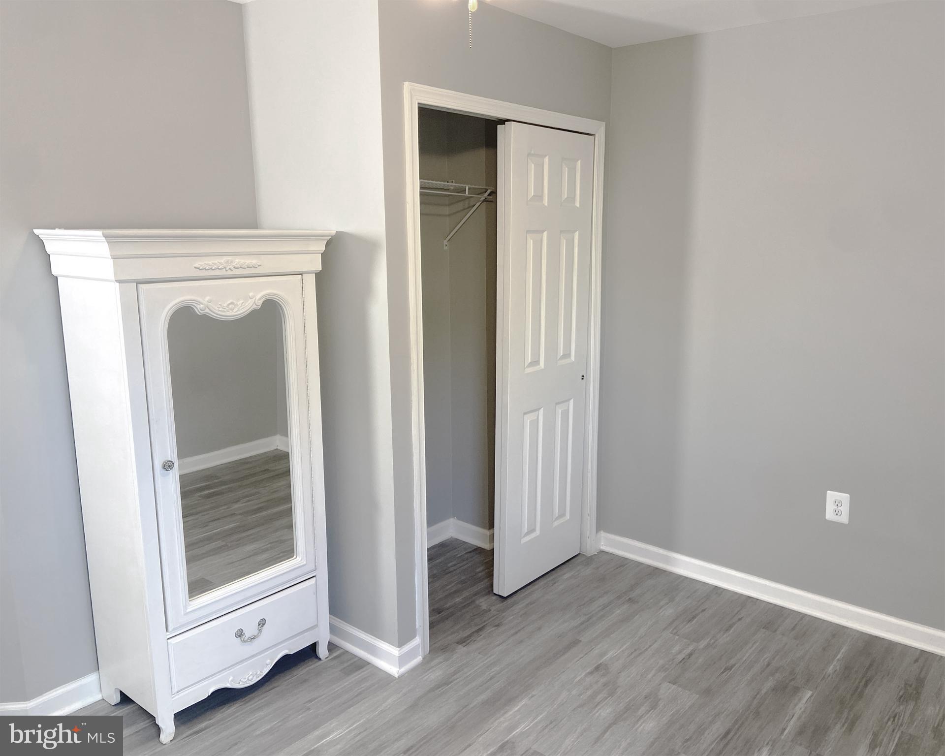 BRIAR RUN - Residential Lease