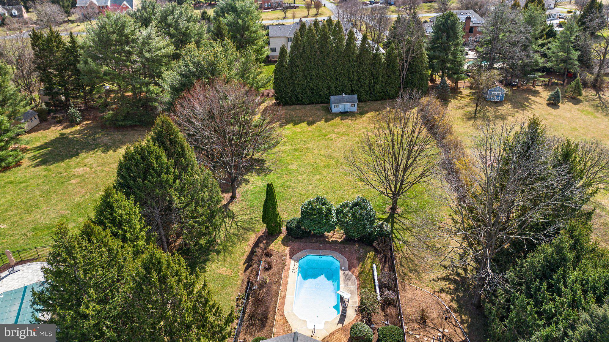 GRANBY WOODS - Residential