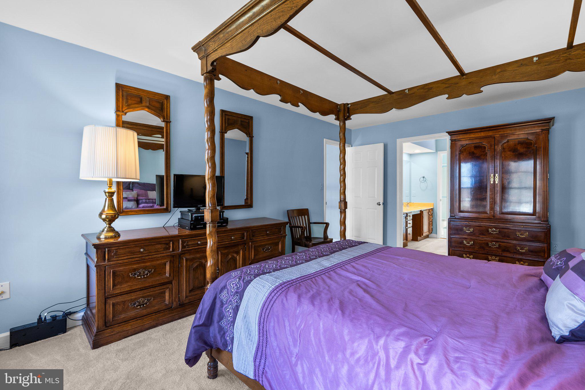 GRANBY WOODS - Residential