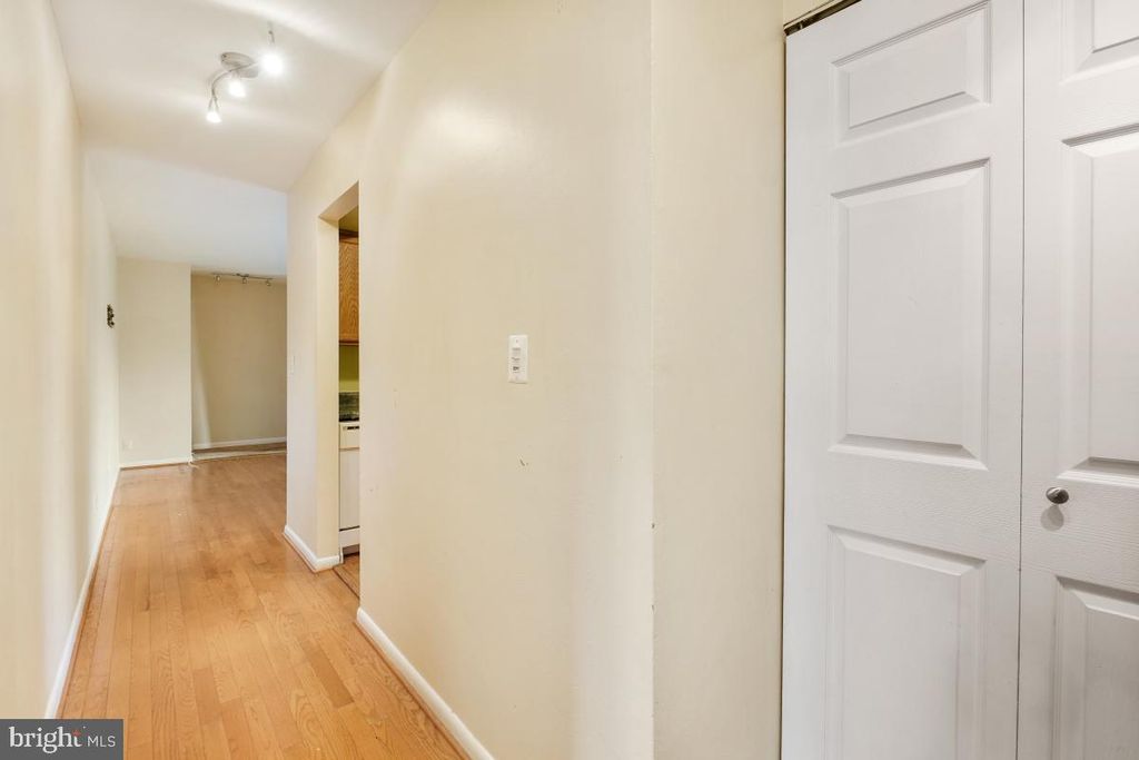 Photo of 6007 Majors Lane #6, COLUMBIA, MD 21045 (MLS # MDHW2059336)