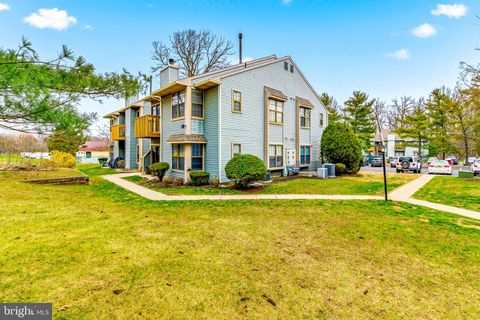 Condo For Sale - 445 Durham Ct Ct<br/> Gloucester County, WEST DEPTFORD, NJ 08051