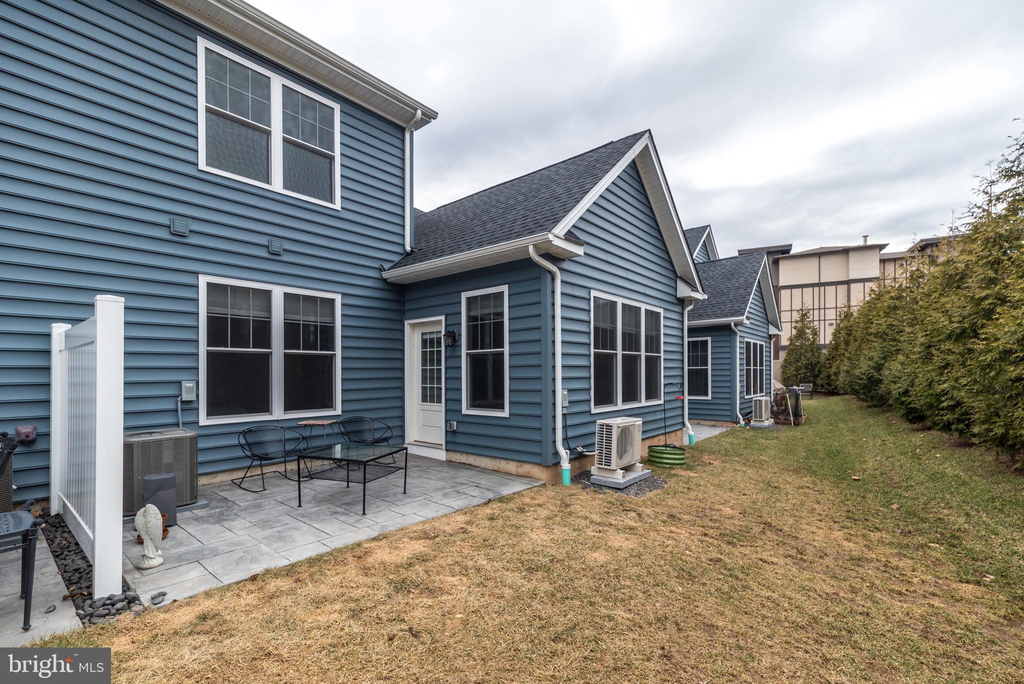 ROSE POINTE - Residential