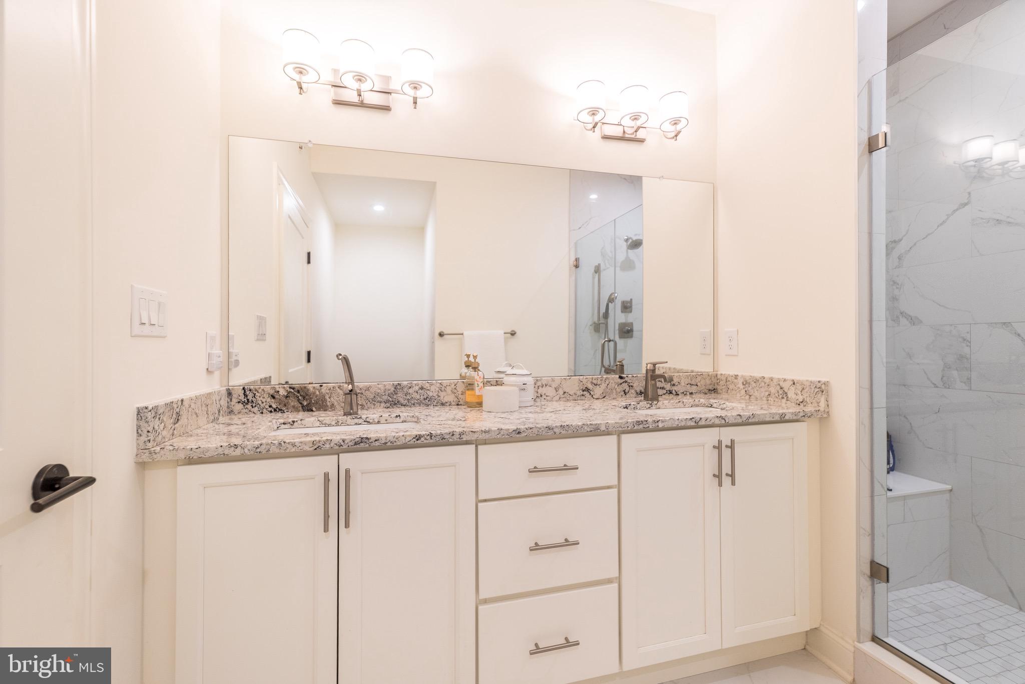 ROSE POINTE - Residential