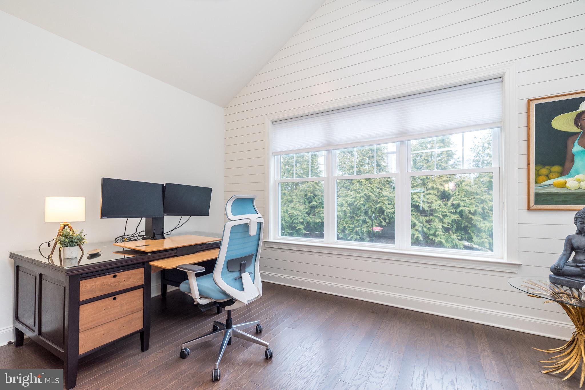 ROSE POINTE - Residential