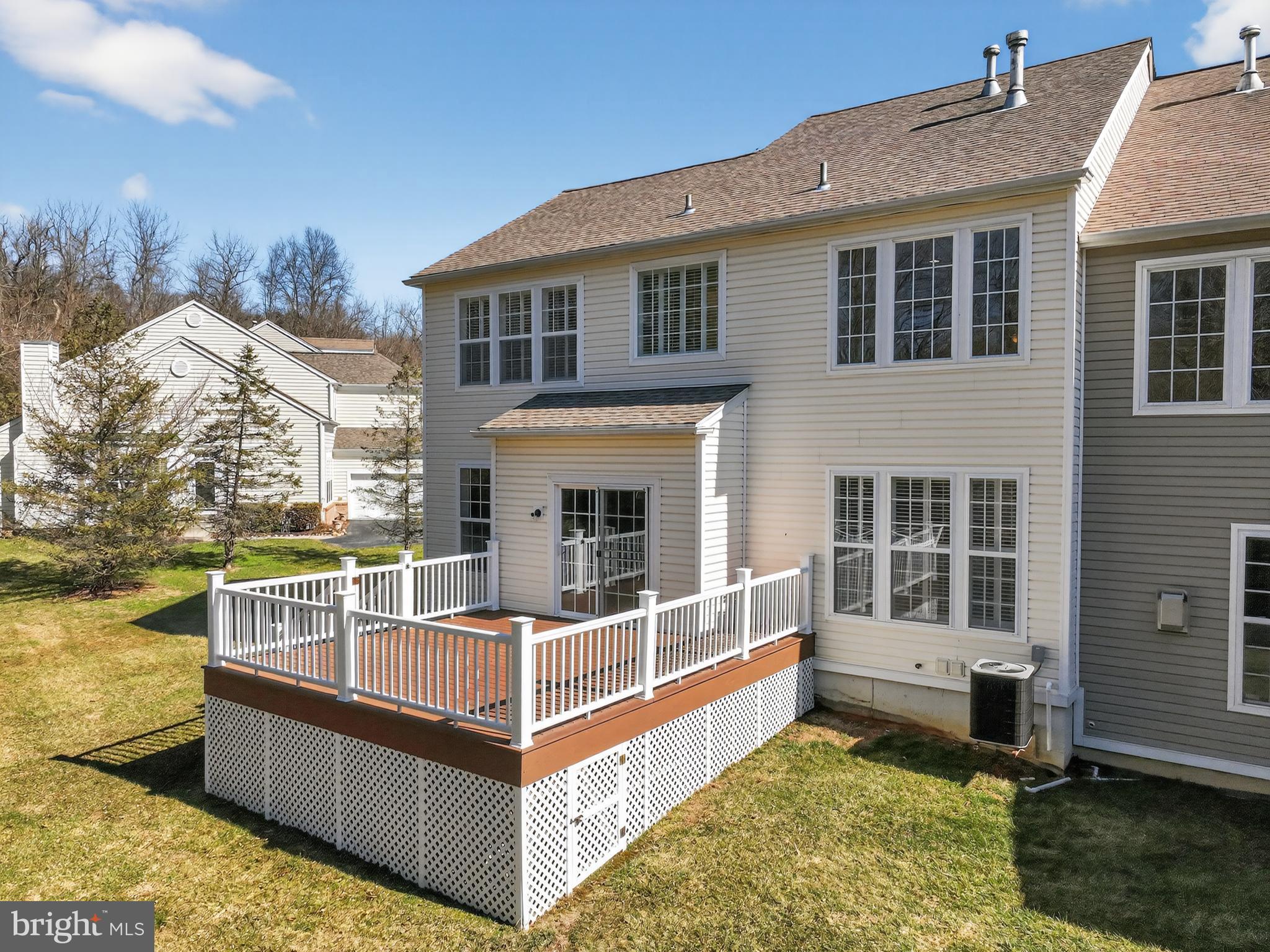 WINDSOR RIDGE - Residential