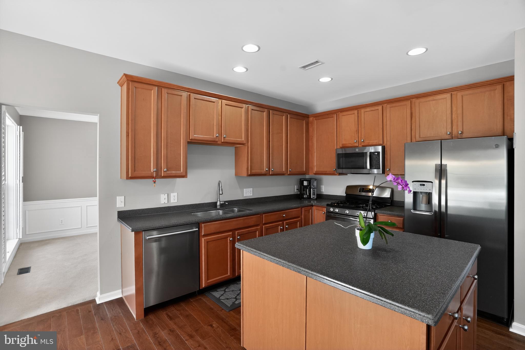 WINDSOR RIDGE - Residential