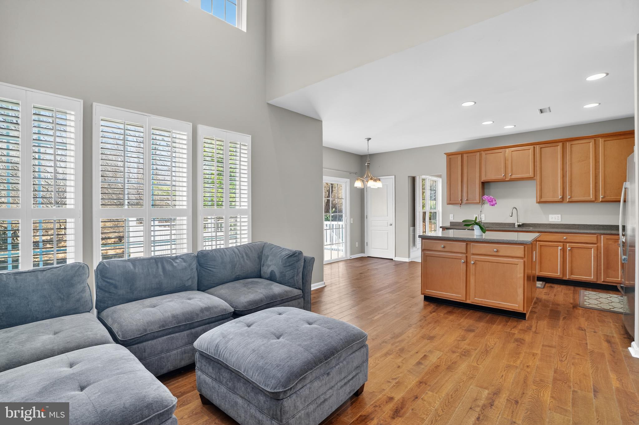 WINDSOR RIDGE - Residential