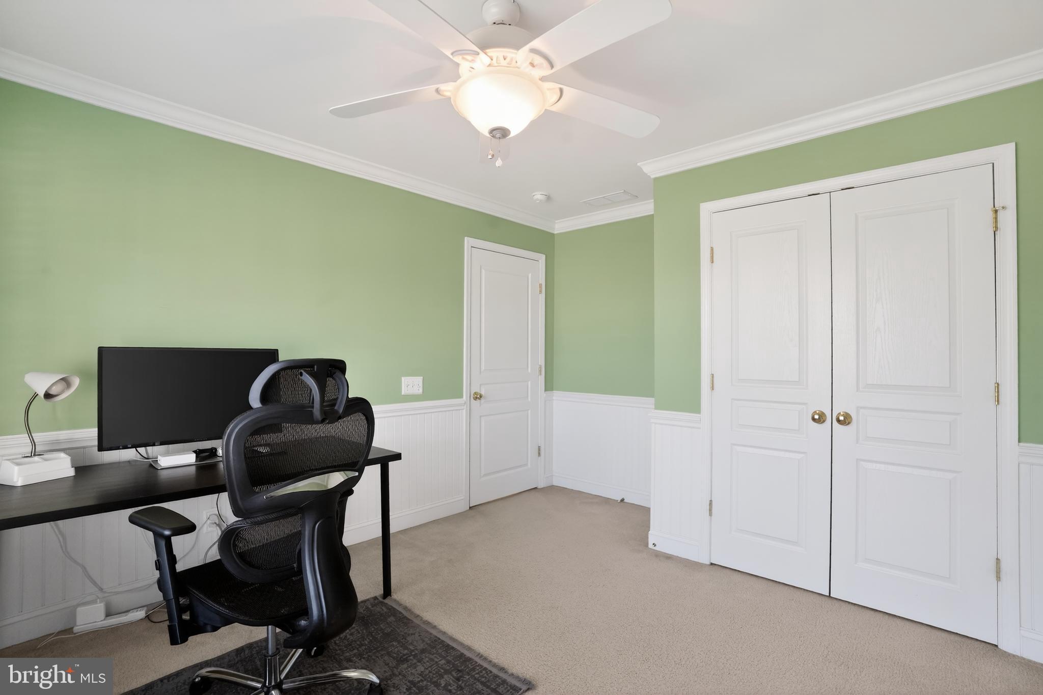 WINDSOR RIDGE - Residential