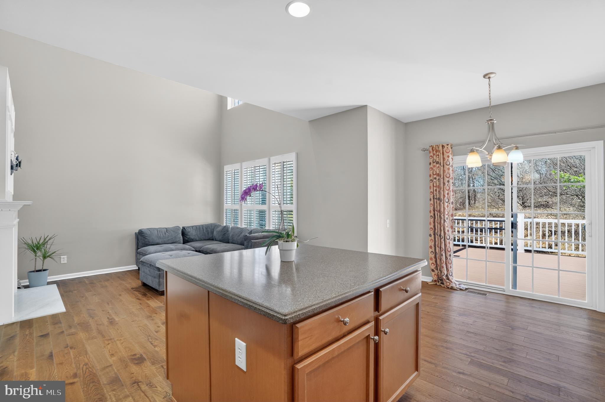 WINDSOR RIDGE - Residential