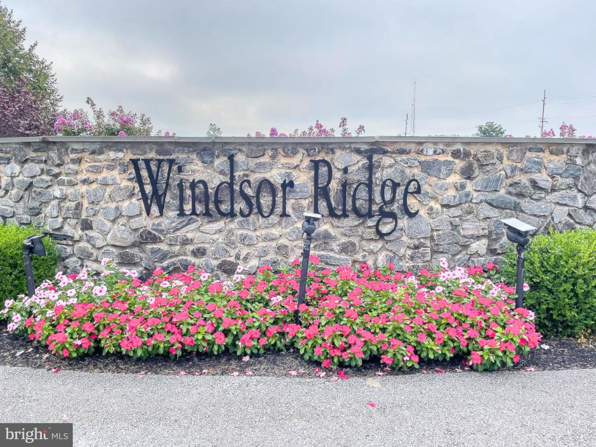 WINDSOR RIDGE - Residential