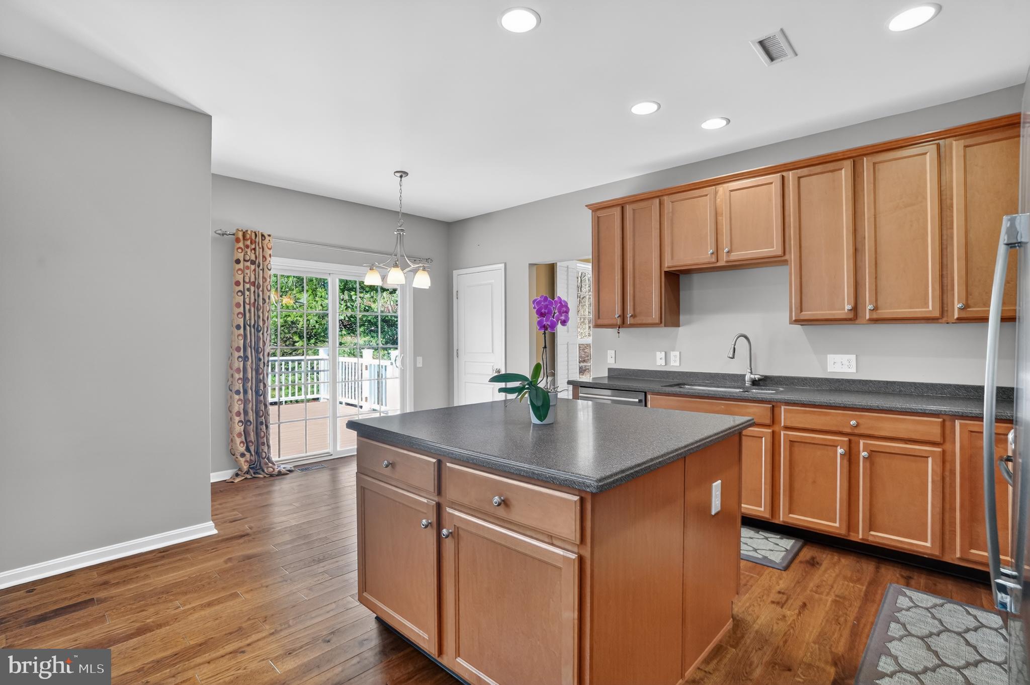 WINDSOR RIDGE - Residential