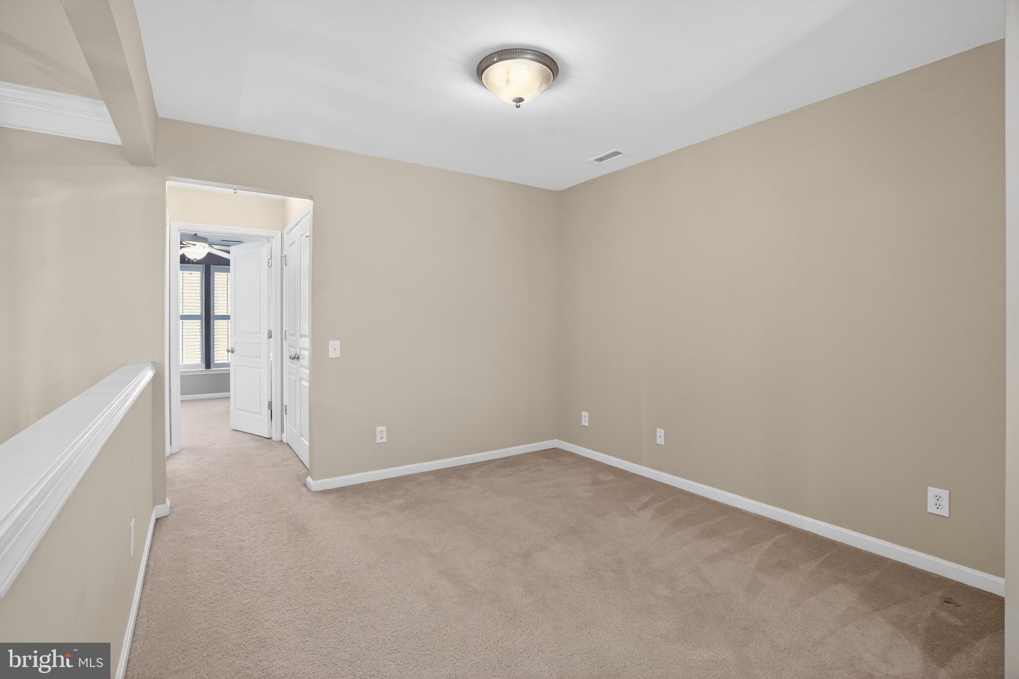 WINDSOR RIDGE - Residential