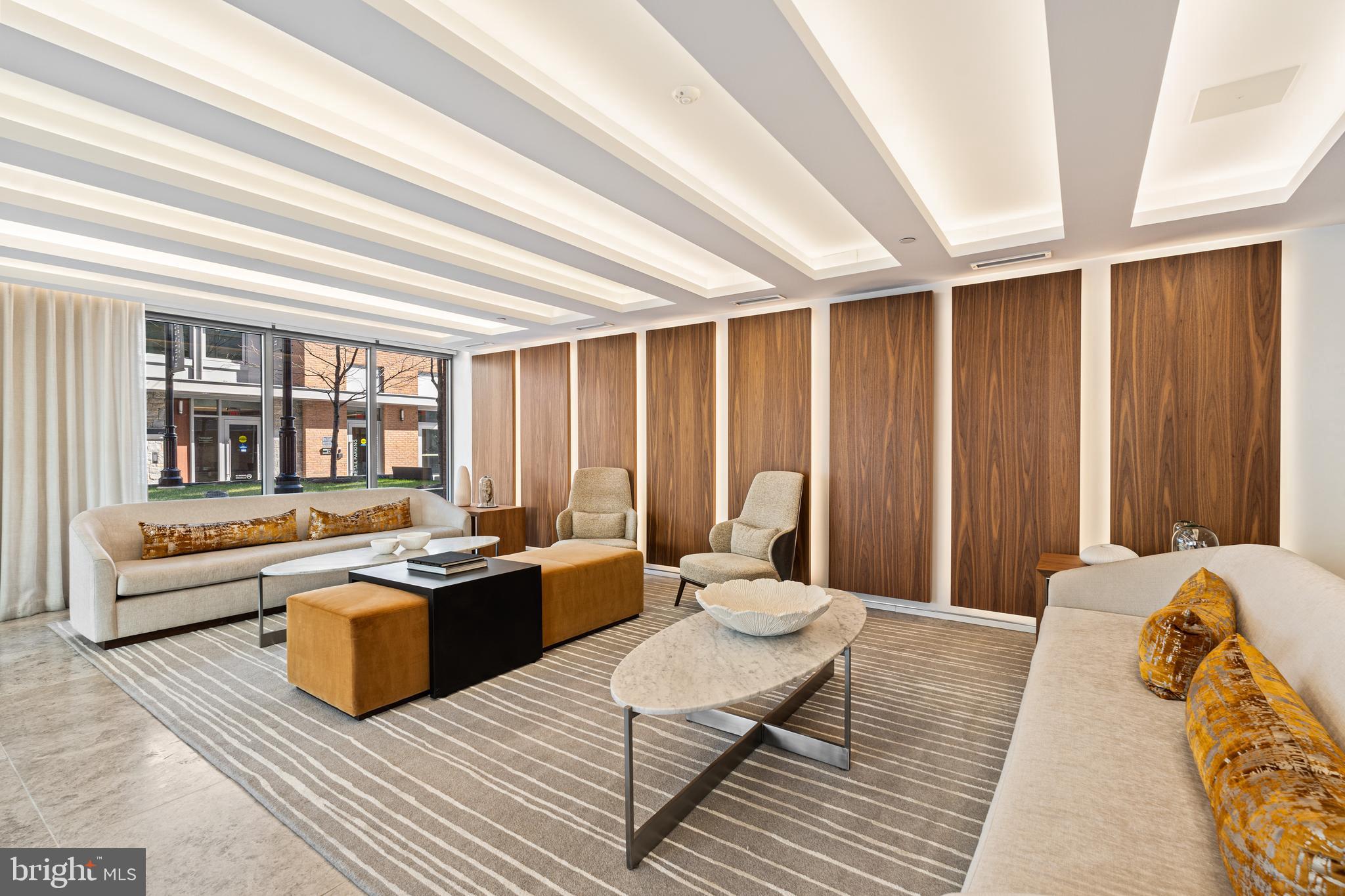 ROBINSON LANDING - Residential