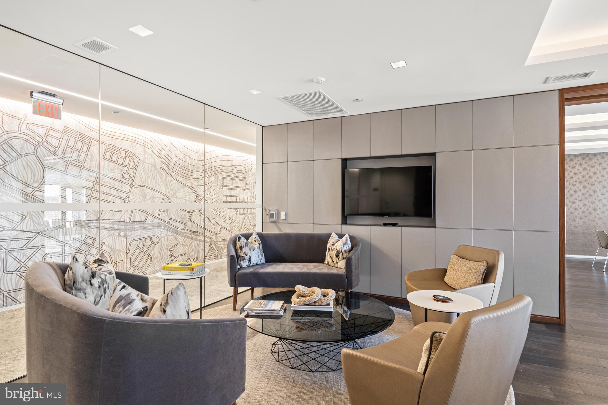 ROBINSON LANDING - Residential