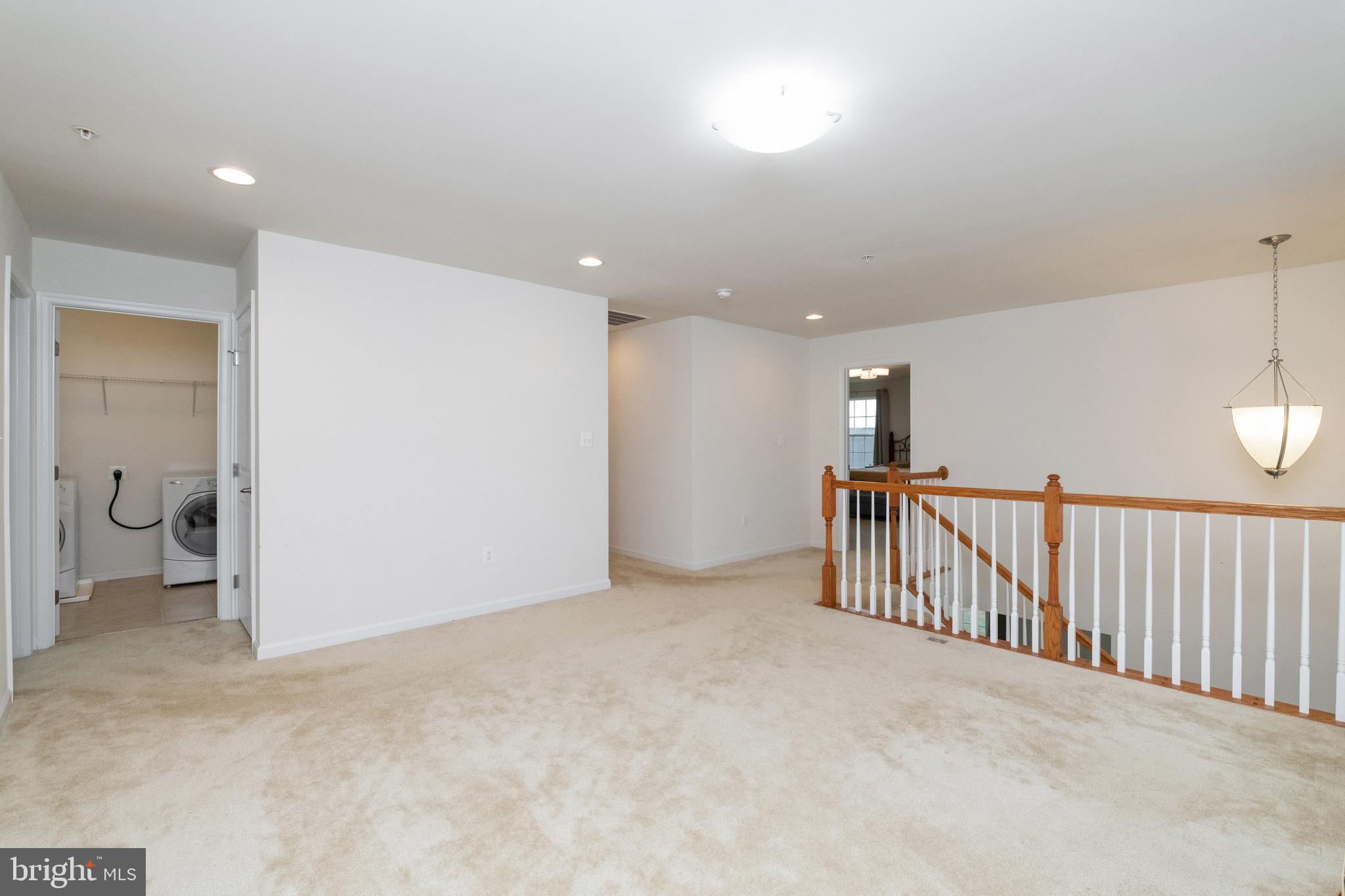 FIELDCREST - Residential