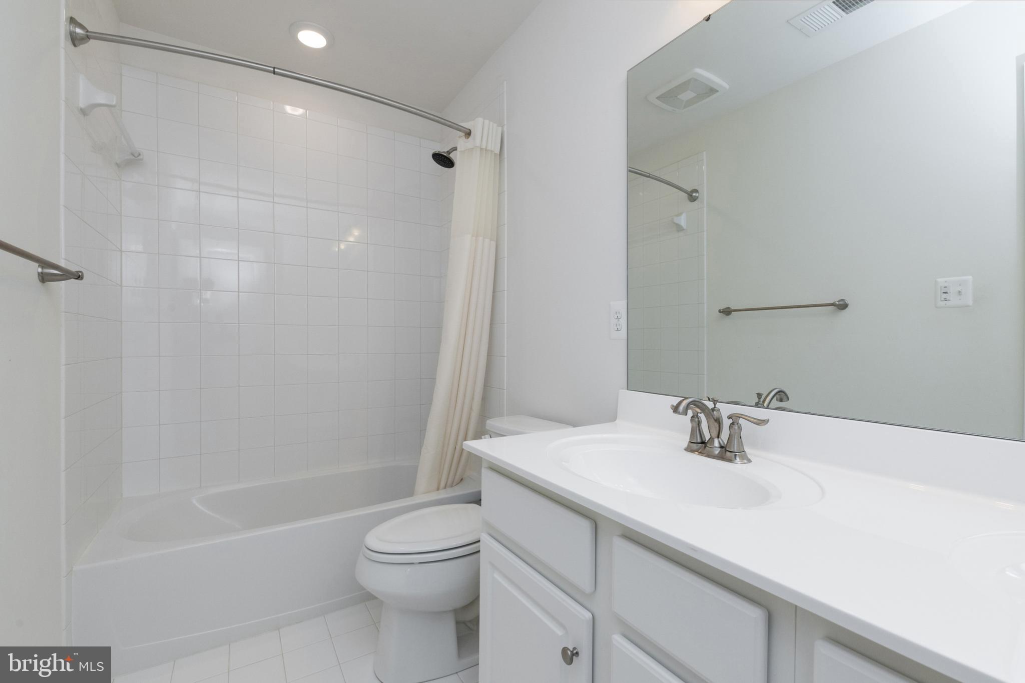 FIELDCREST - Residential