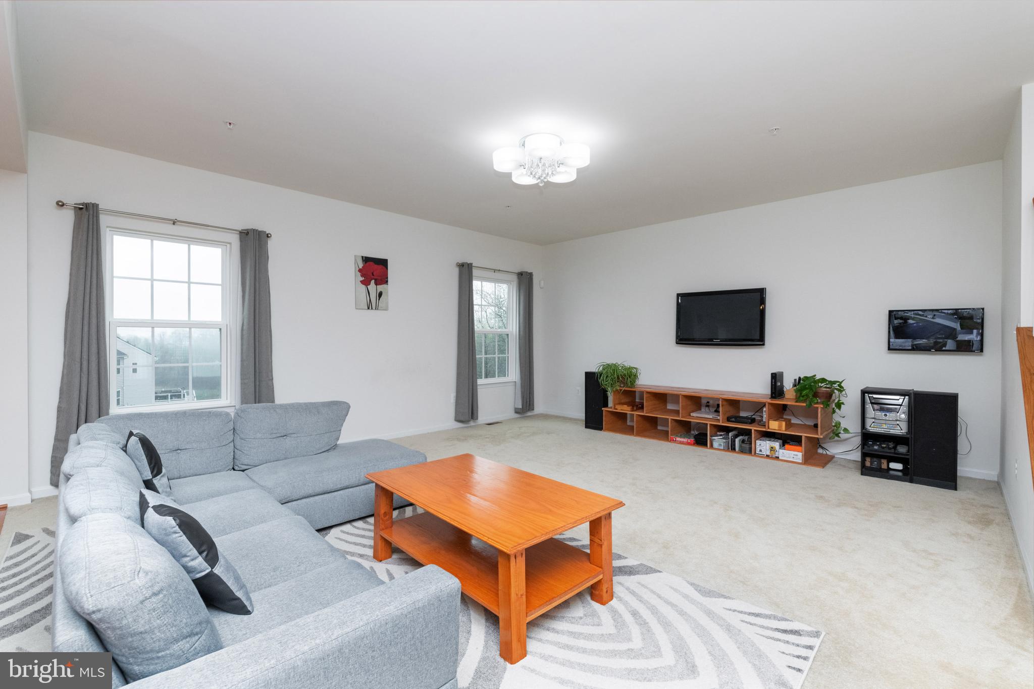 FIELDCREST - Residential