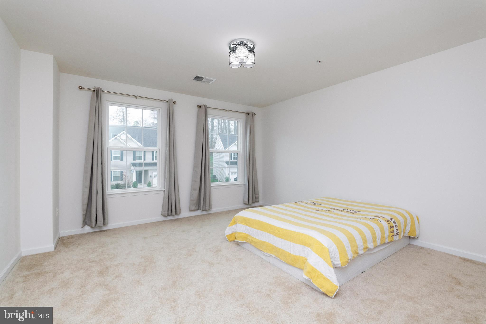 FIELDCREST - Residential