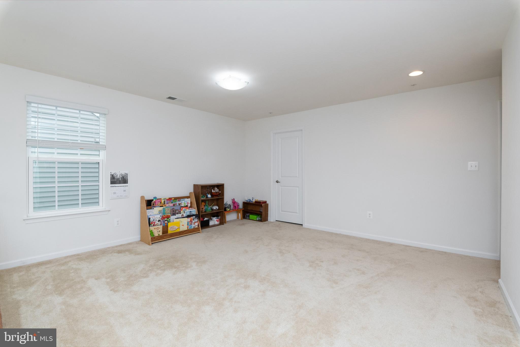 FIELDCREST - Residential