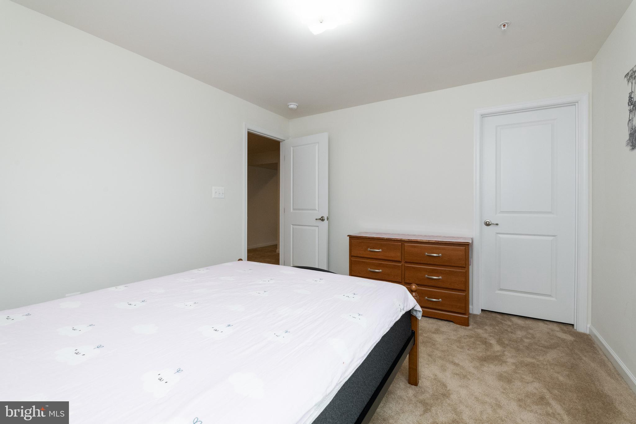 FIELDCREST - Residential