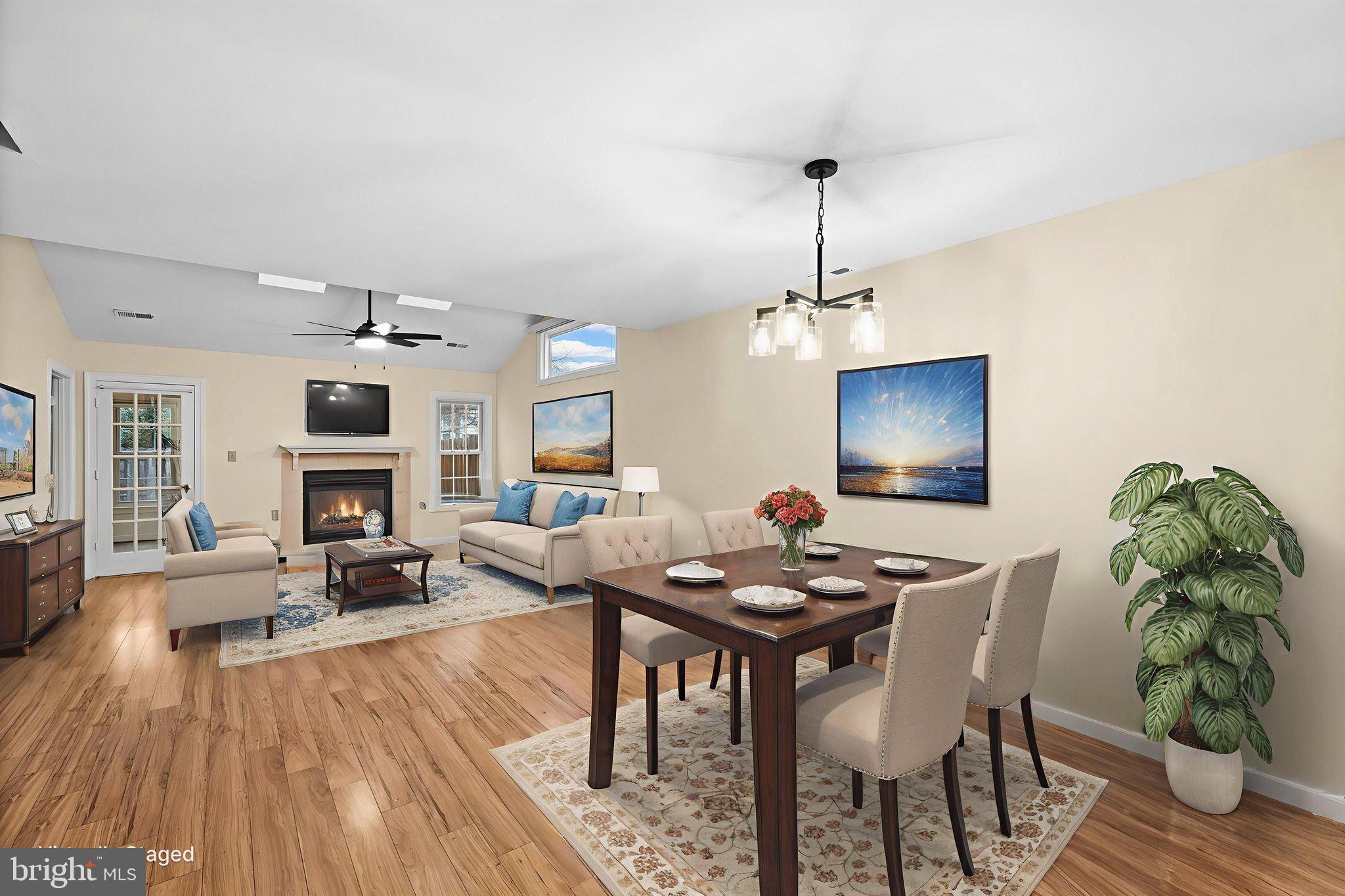 SUMMERLAKE - Residential