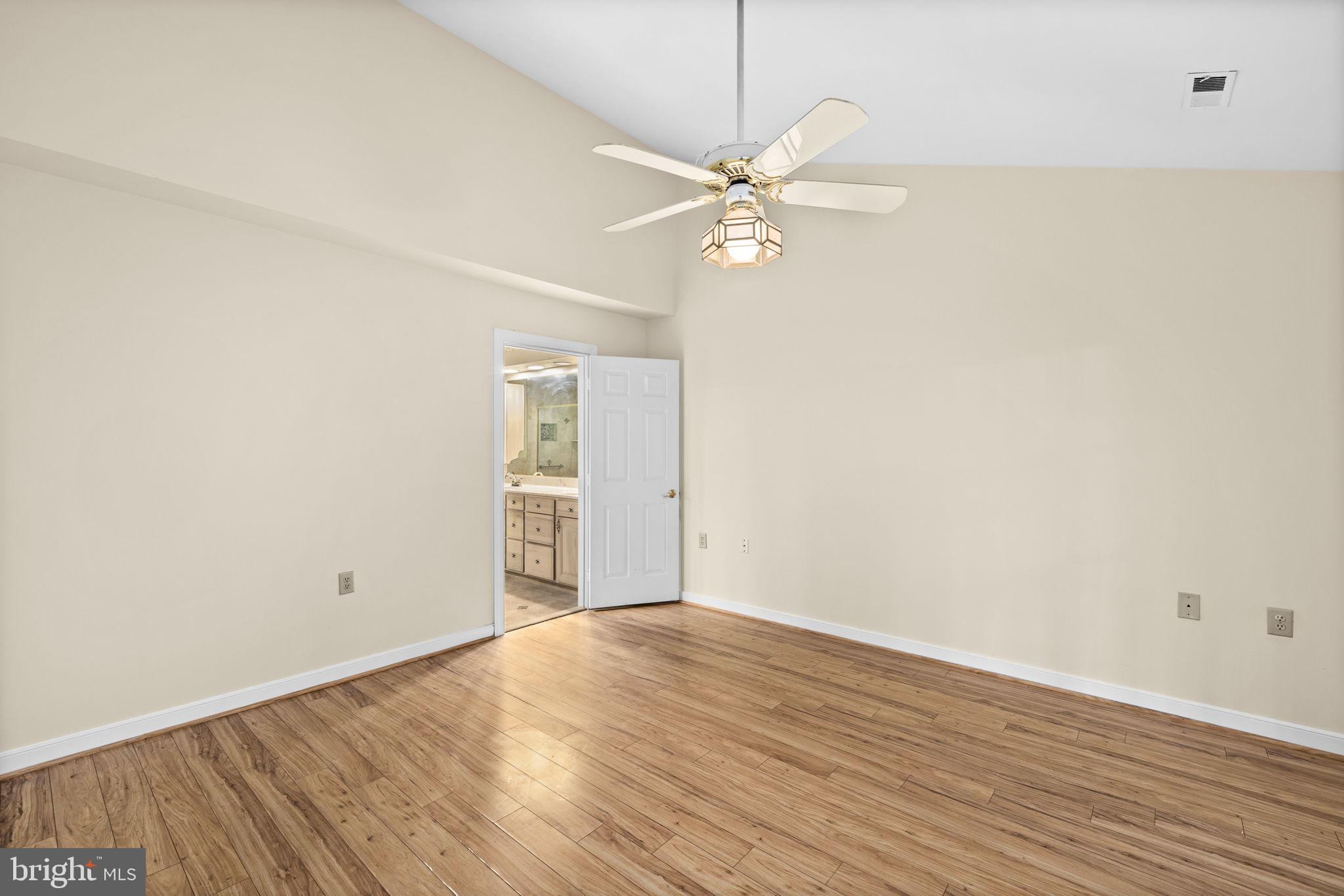 SUMMERLAKE - Residential